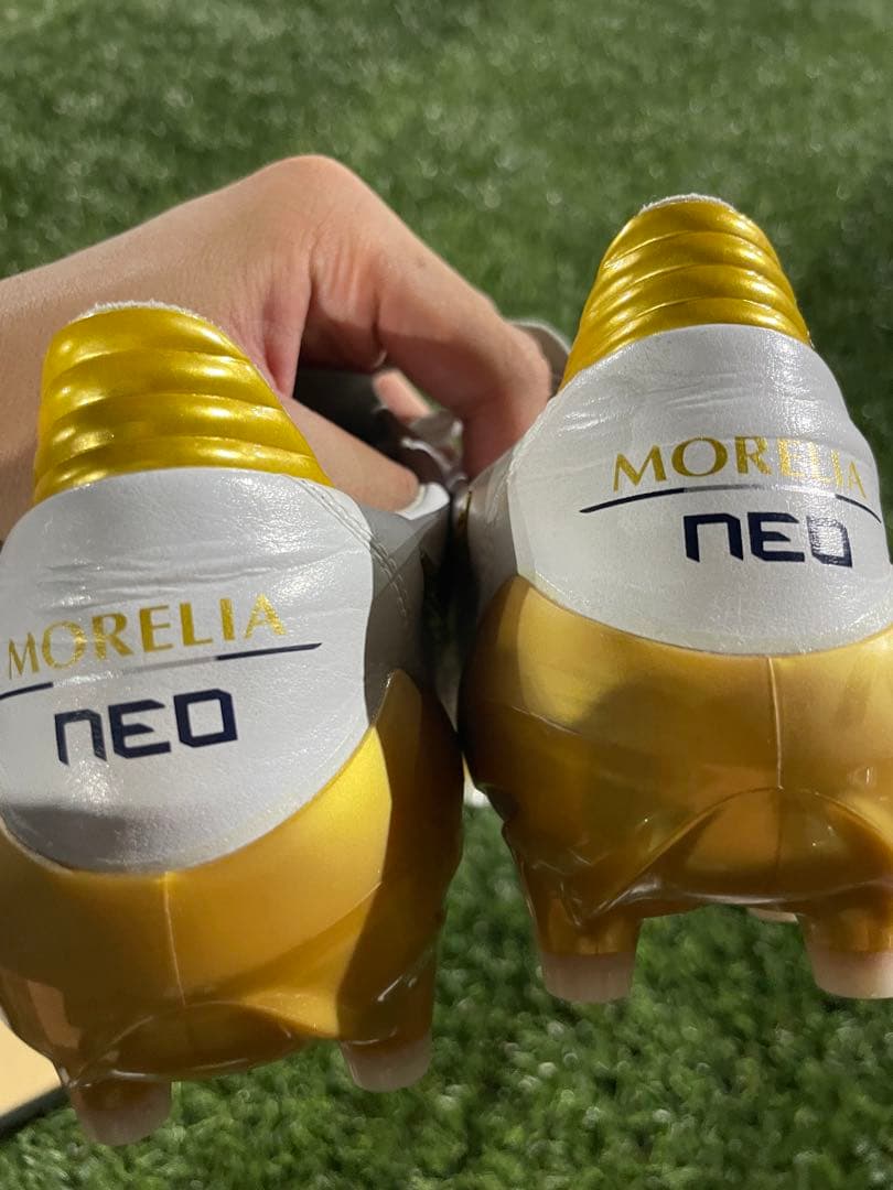 モレリアネオ2 26.5センチ