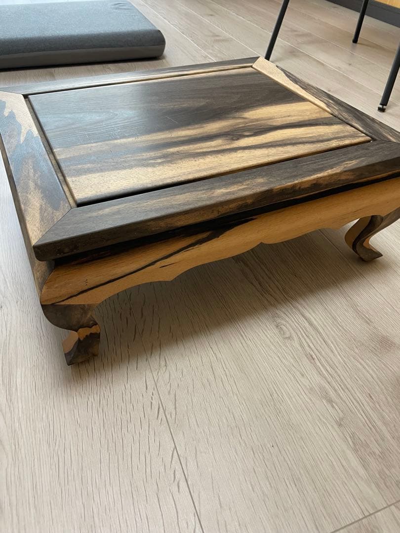 て*ち様 黒柿の木　台