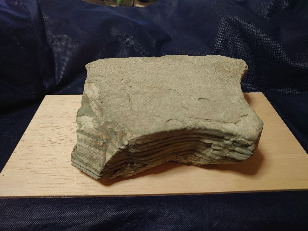 緑積層石 緑積層岩