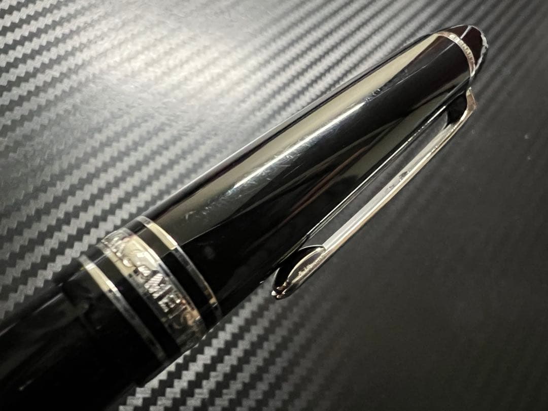 モンブラン マイスターシュテュック P145 万年筆 プラチナライン M 中字