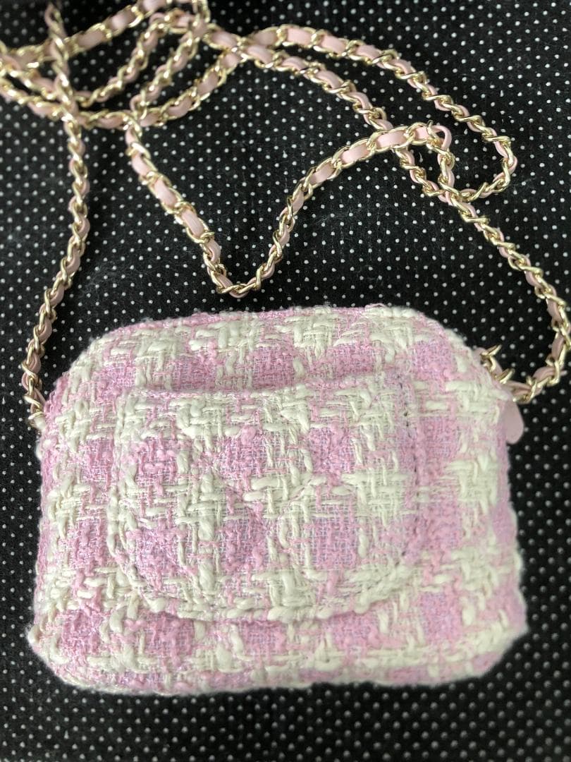 ショルダーバッグ　ツイード　ノベルティー　ピンク　綺麗　おしゃれ