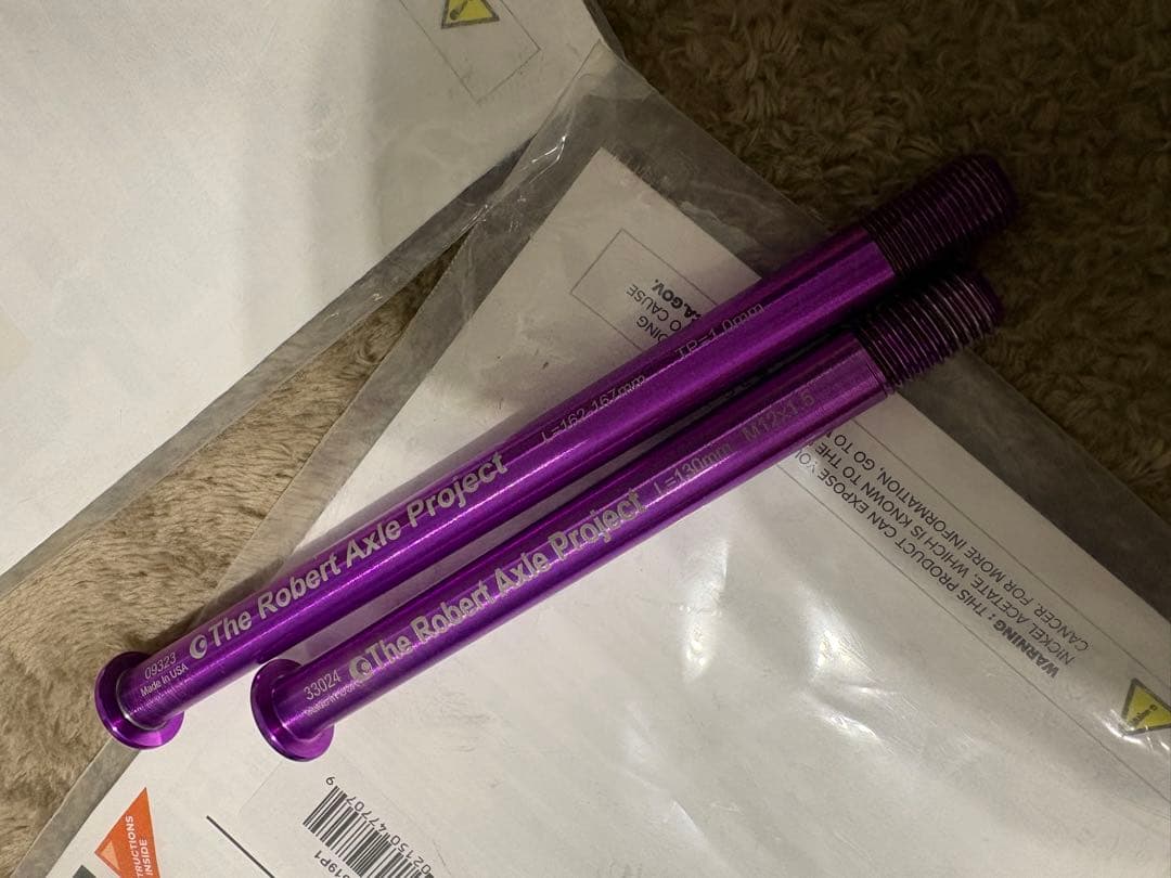 King Thru Axle クリスキング スルーアクスル ロバートアクスル