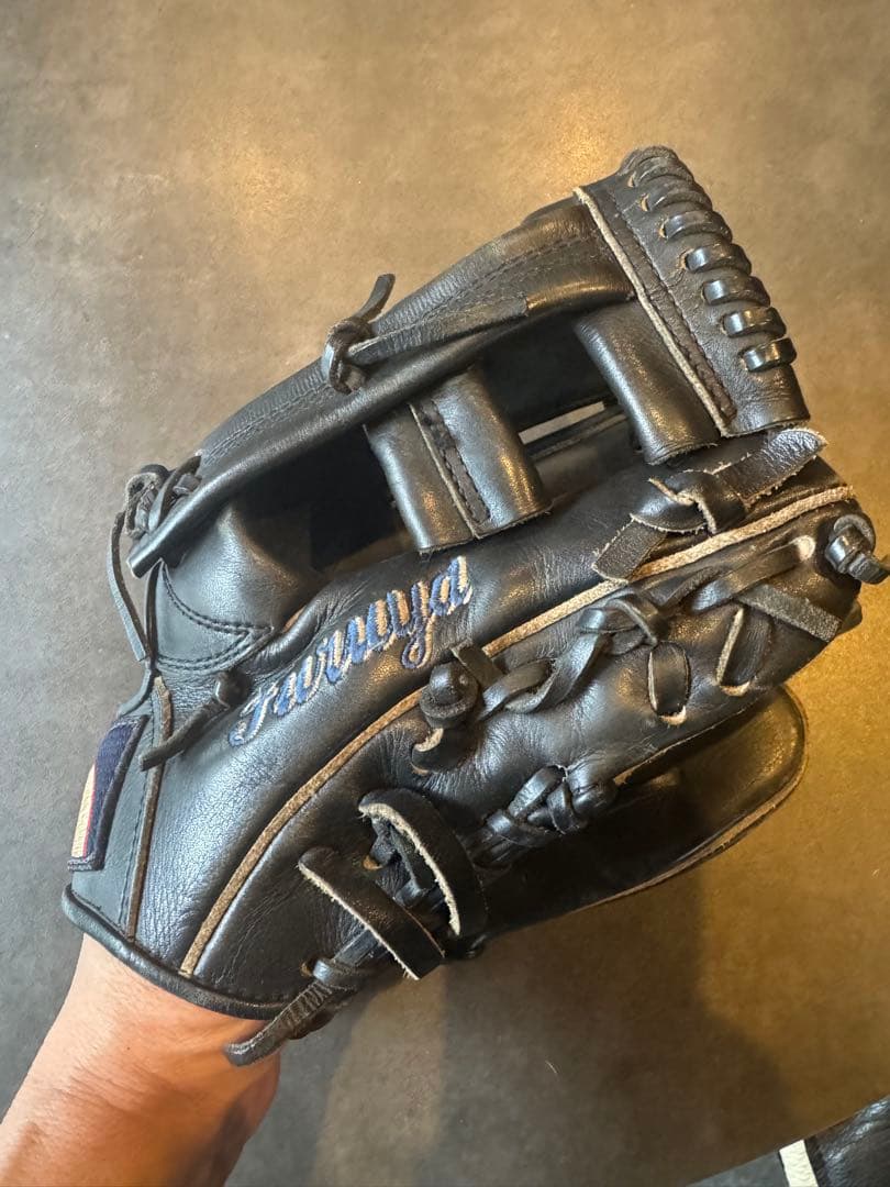 スラッガーグローブ硬式　プロ野球選手使用品