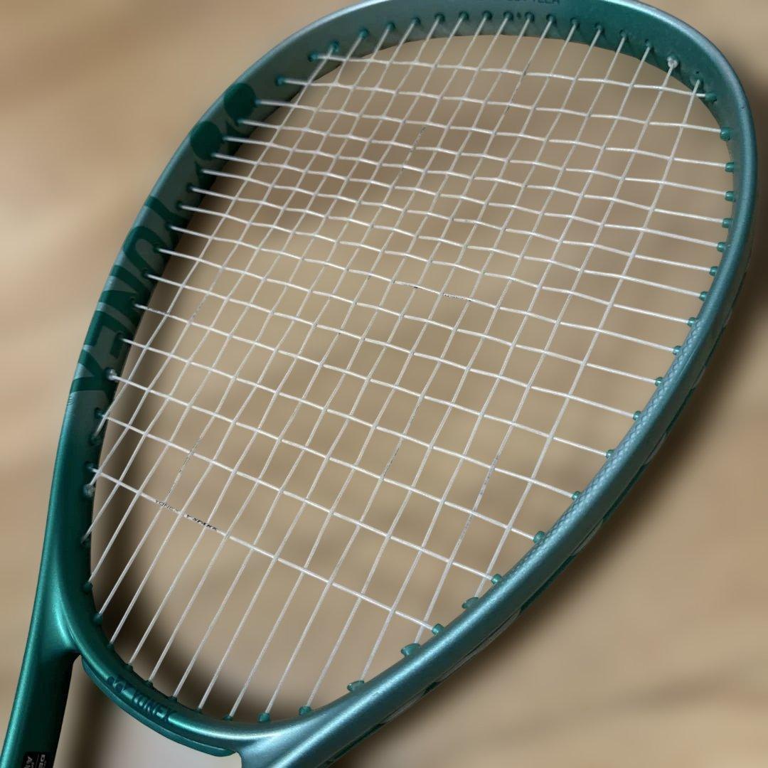 美品　ヨネックス　ボルトレイジ７Ｖ　02-VR7V