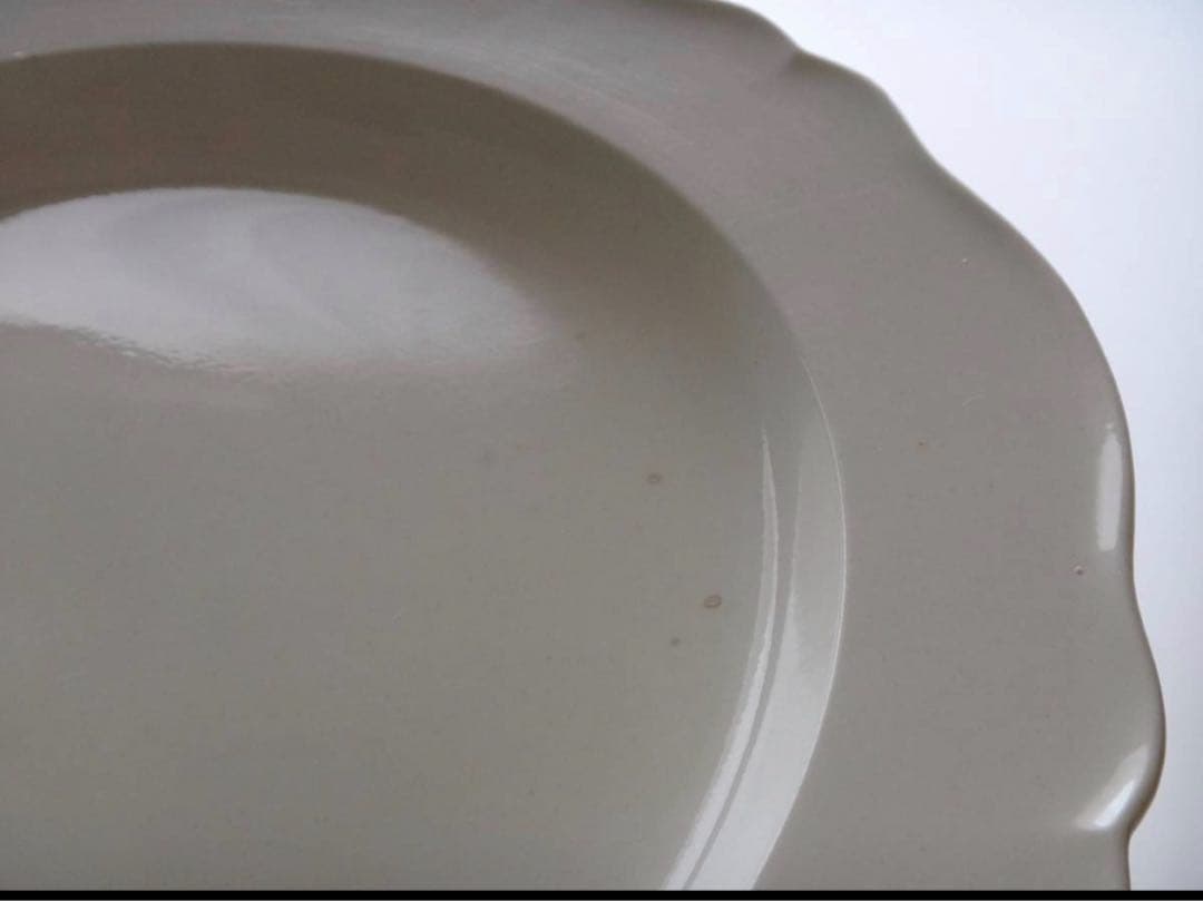 大きいサイズの初期ウェッジウッド　花リム皿 19世紀 ◆ アンティーク プレート