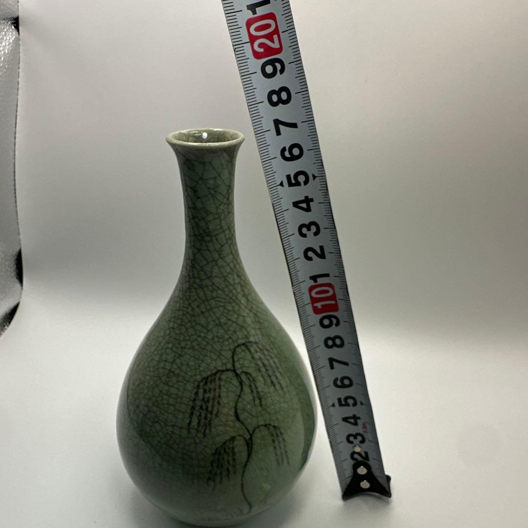 【美品】花器 花瓶 韓国人間文化財 柳海剛 高麗青磁 人間国宝