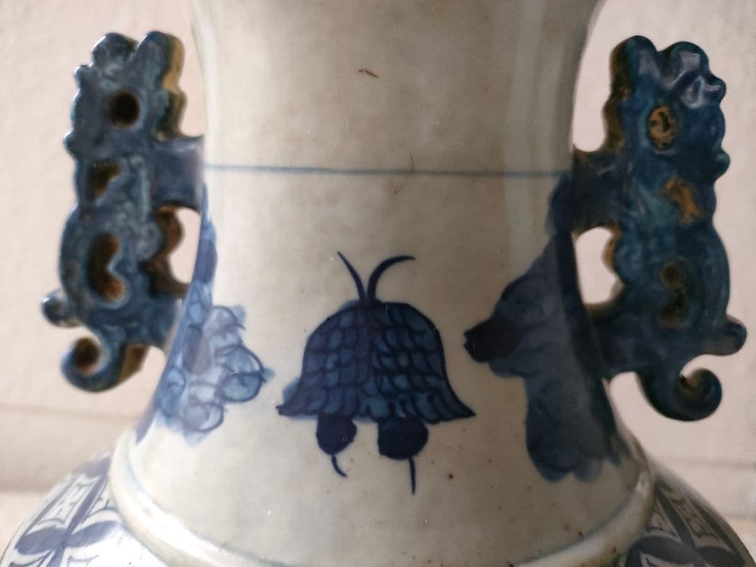 ●染付青花 壺（獅子耳付き）高さ約33cm／中国古陶磁／花瓶／アンティーク