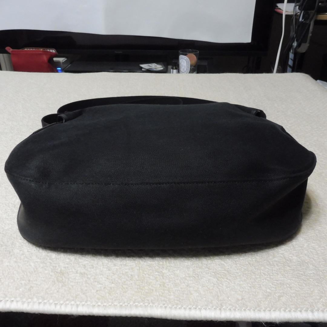 ブレィディ Brady エアリアルトラウトショルダーバッグ ブラック