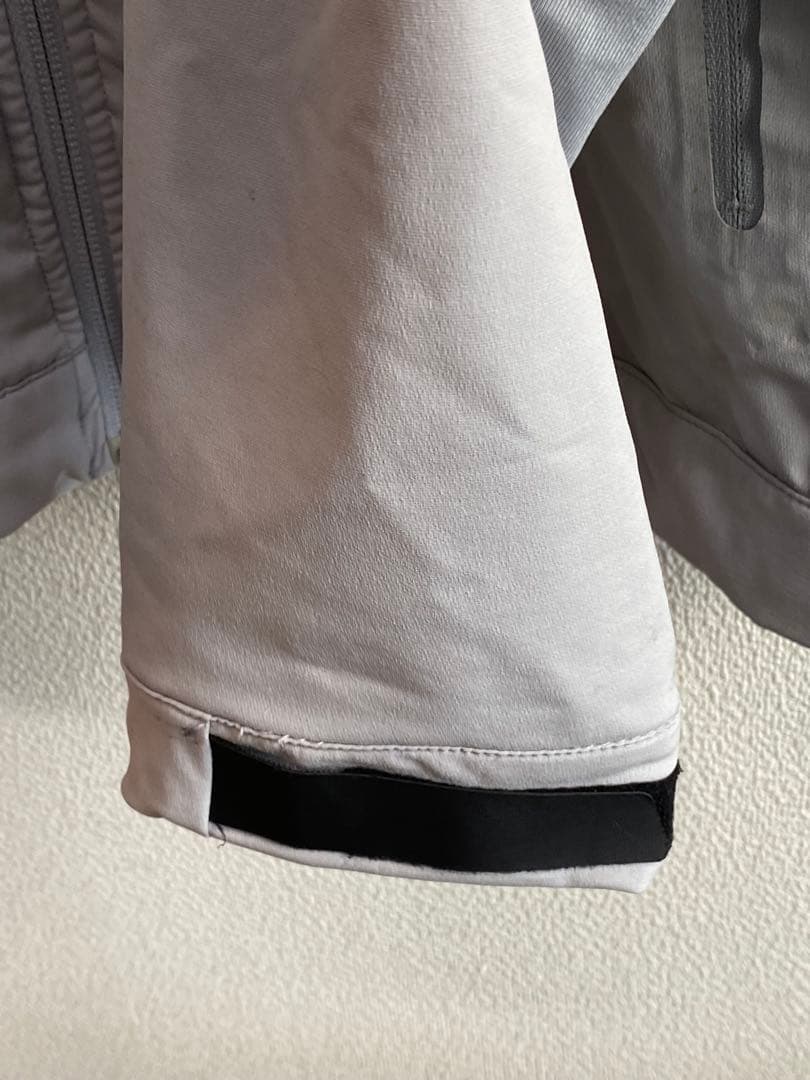 B02736 ナイキNIKE2012RogerFedererテニスウエアー　古着