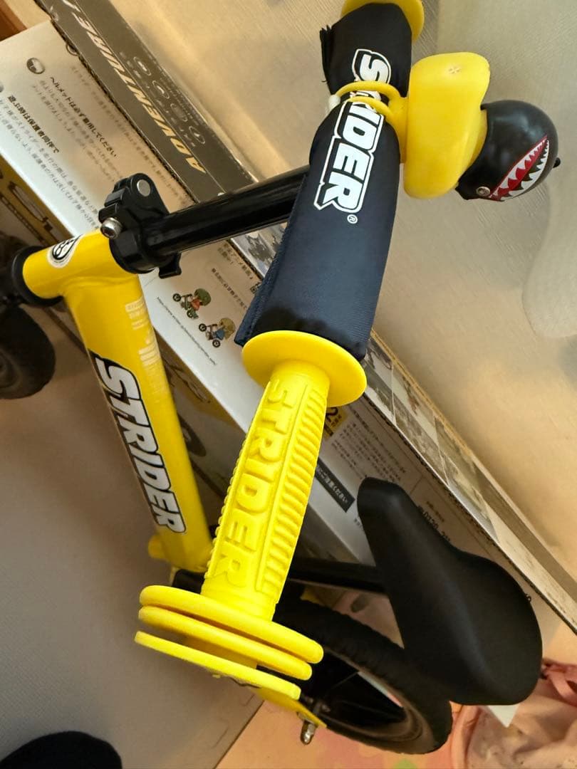 極美品カスタムストライダー✨STRIDER12バランスバイク SPORTイエロー