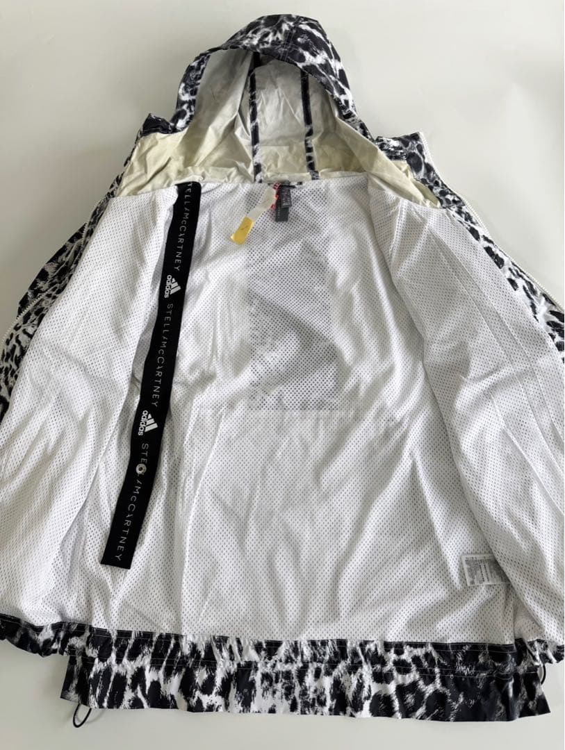 アディダス ステラマッカートニー トレーニングウェア ランジャケット レオパード