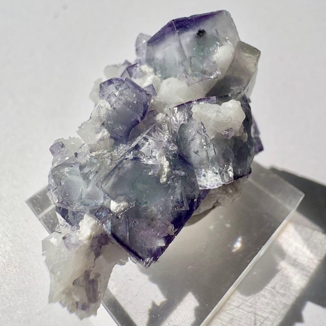 475 中国　ヤオガンシャン産　ポーセリン　フローライト