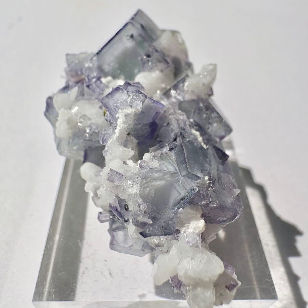 475 中国　ヤオガンシャン産　ポーセリン　フローライト