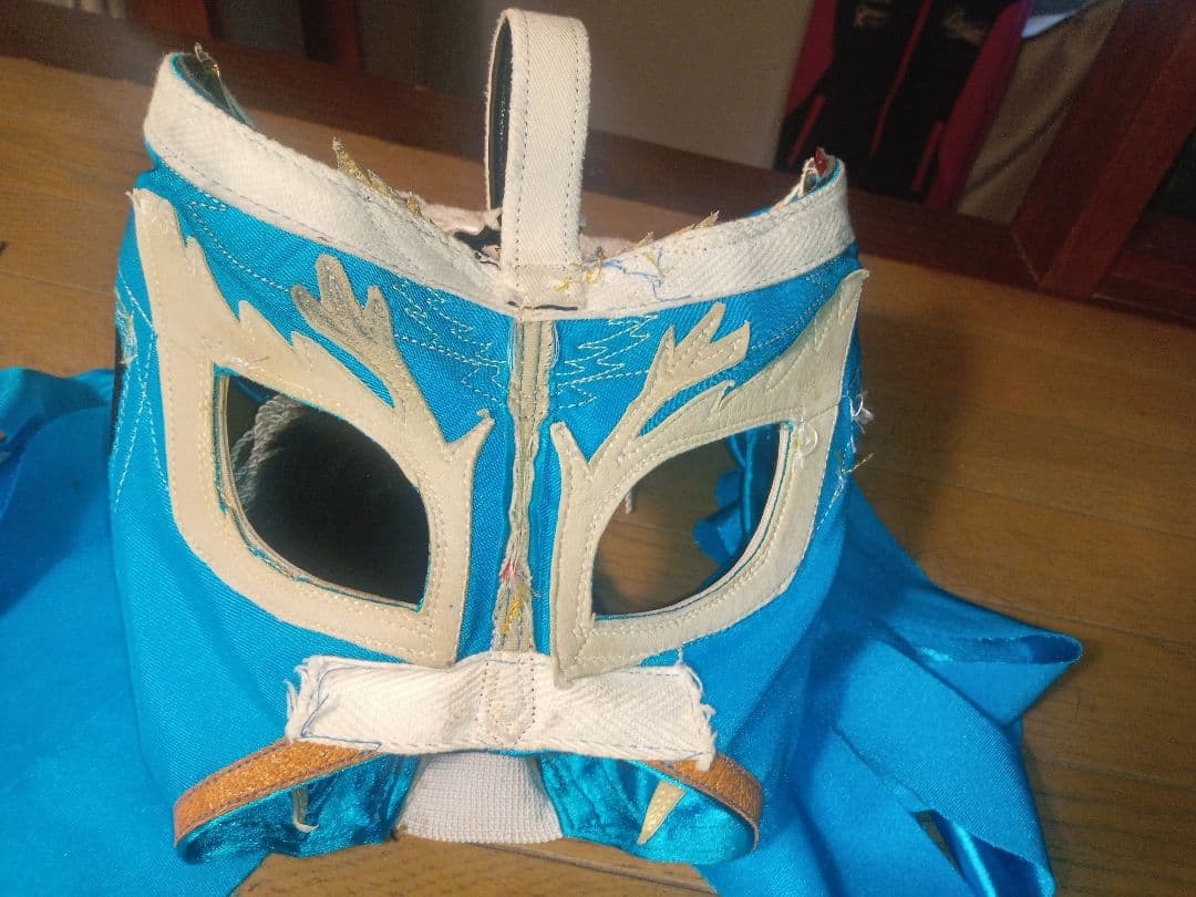 U*7様 値下げ！ハヤブサ(初代)のサイン入りプロレスマスク