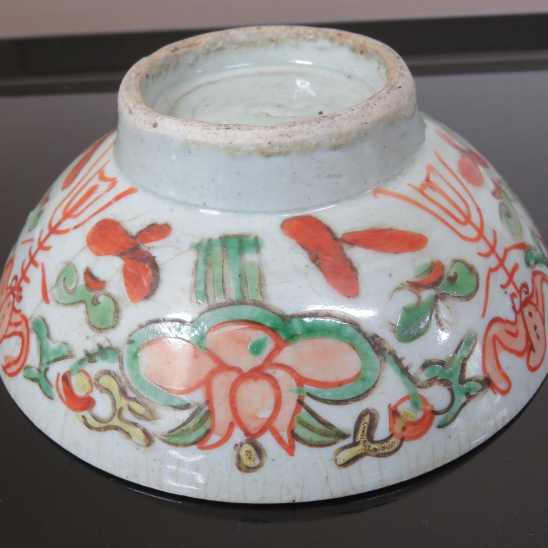 中鉢 花文様 色絵付け ニュウ 窯傷 丼 直し 中国骨董 椀