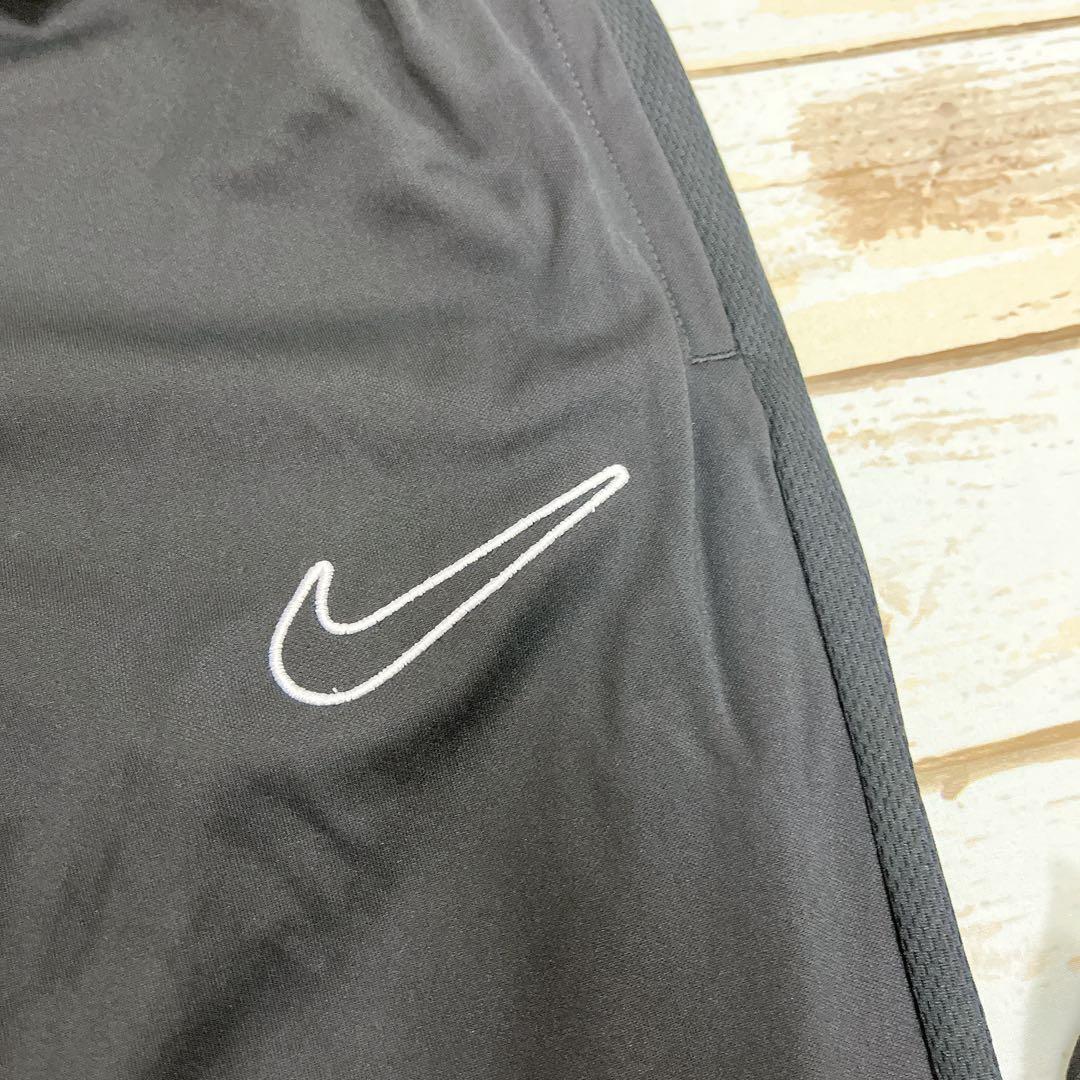 ナイキ　ジャージ上下セット　黒　L 新品