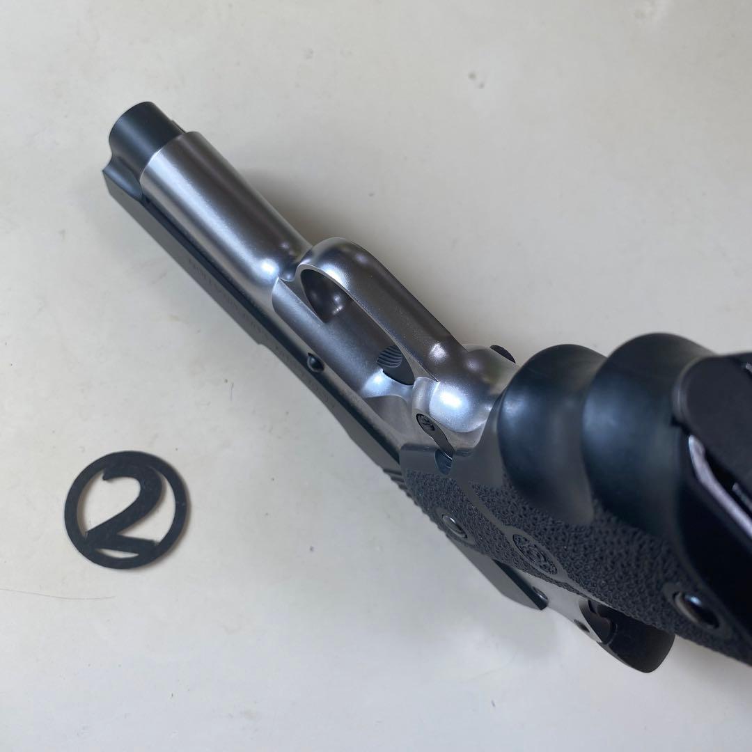 MGC V10 ウルトラコンパクト　ブローバック　ガスガン ② ホーググリップ