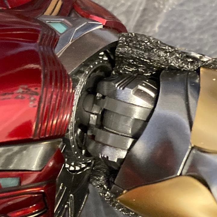 トイサピエンスマスターピース アイアンマンマーク85 エンドゲーム ヘッド交換済