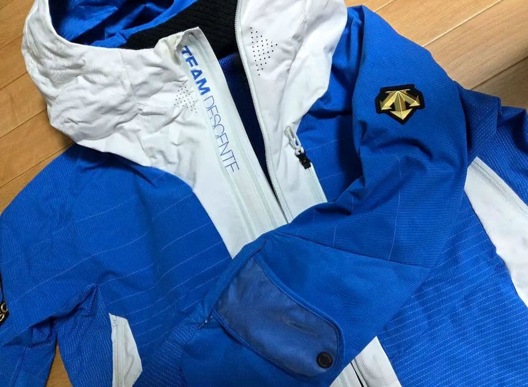 TEAM DESCENTE スキーウェア 上下