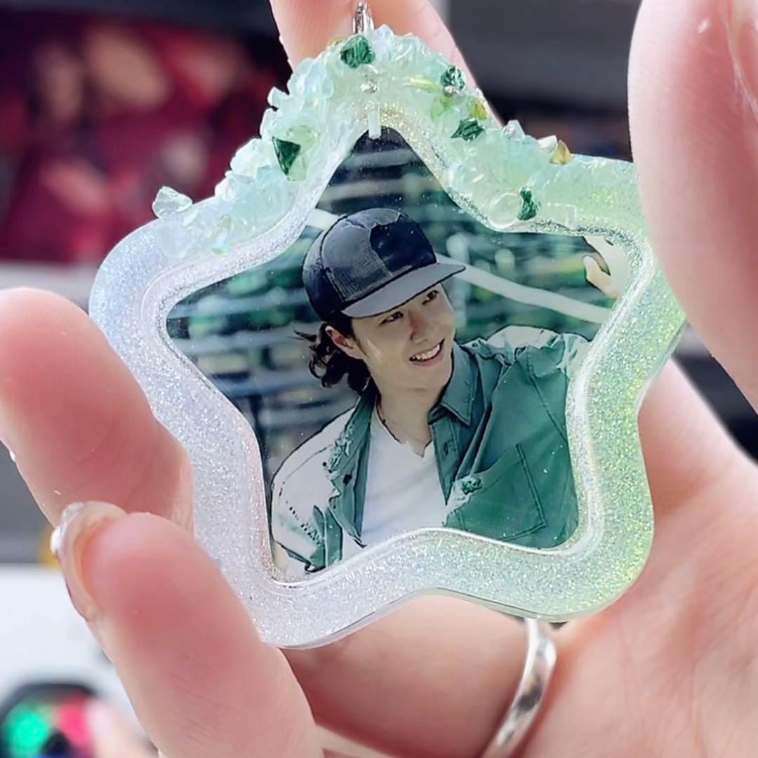 王一博 ゴージャスなキラキラ 星&ハート　レジンキーホルダー14点セット❣️確認用