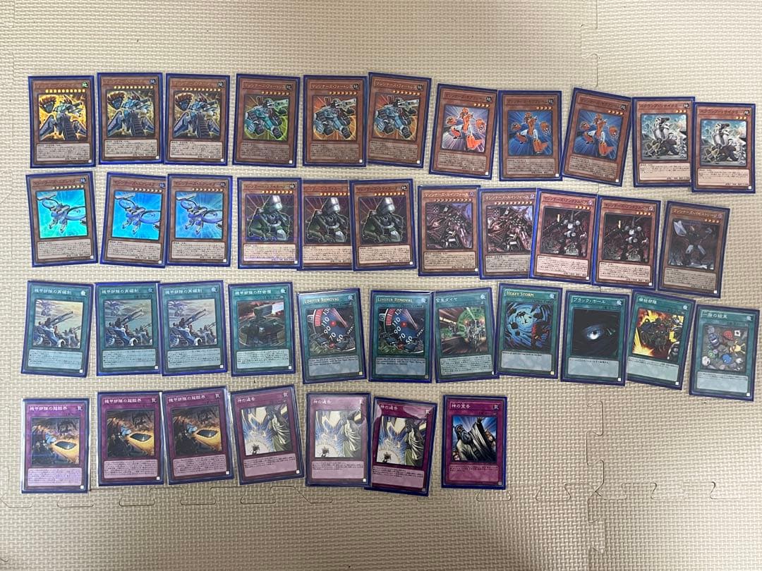 【引退品】遊戯王カード 大量まとめ売り＋デッキ複数