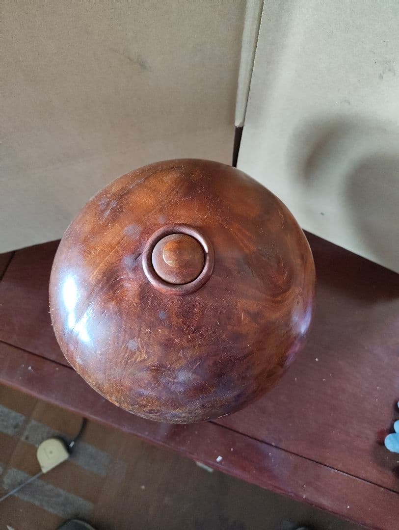 屋久杉飾り壺？ 蓋付き 台座付き