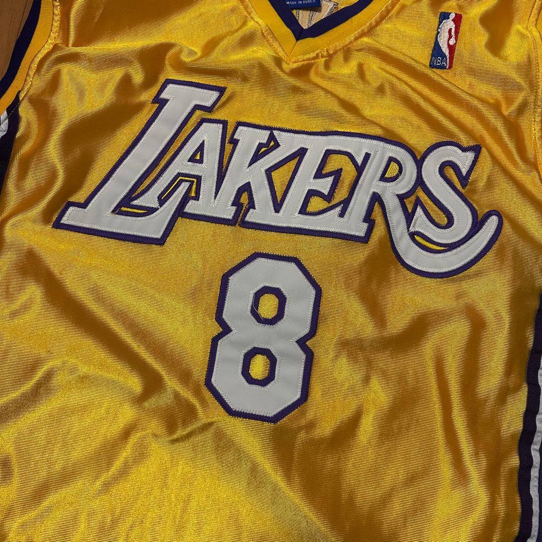 Los Angeles Lakers コービー・ブライアント 刺繍ユニフォーム