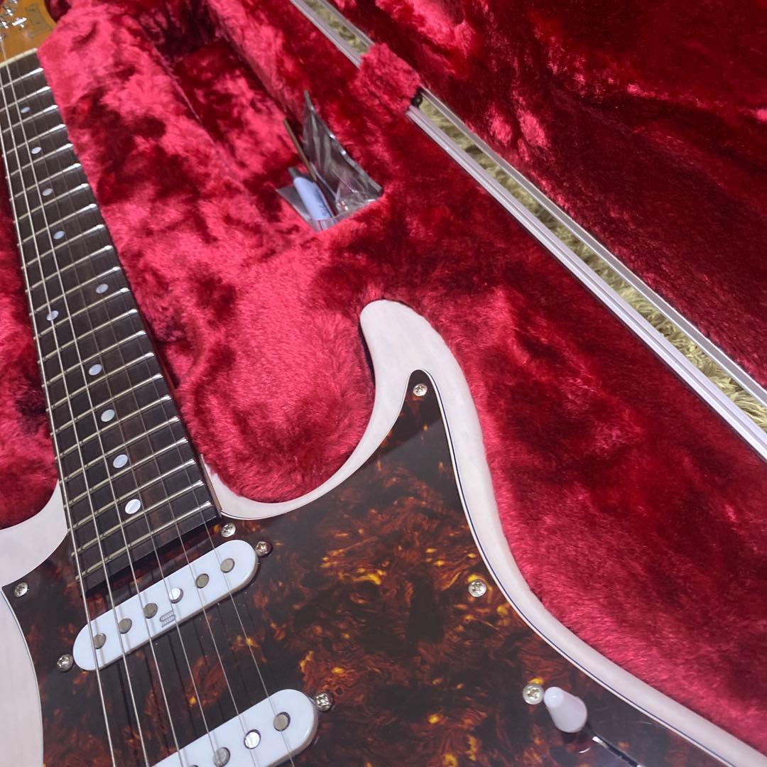 Ibanez AZ2204N AWD ストラト　stratocaster