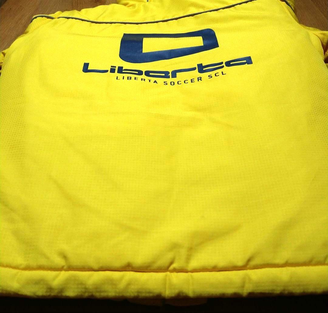 Liberta ウインドブレーカー 140サイズ 上下セット