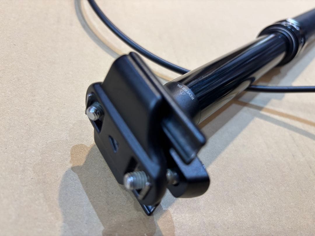 ☆ROCKSHOX REVERB ドロッパーポスト　30.9/125mm