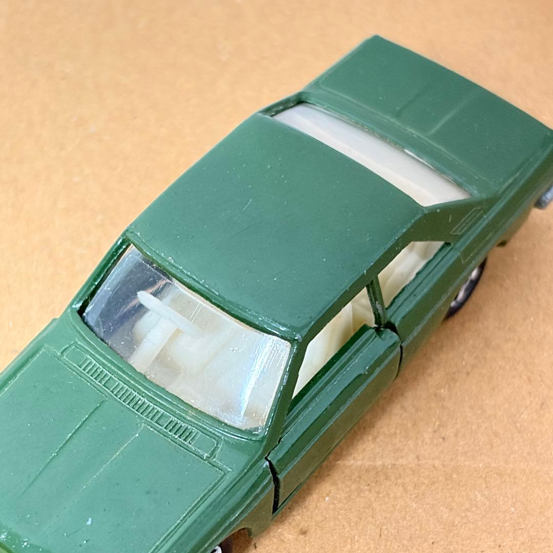 最初期　日本製 トミカ 1A ブルーバードSSSグリーン サファリブラウン 黒箱