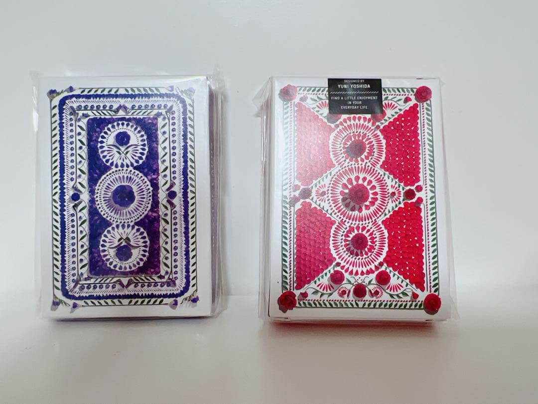 【吉田ユニ】PLAYING CARDS トランプ　赤紫 (POKER SIZE)