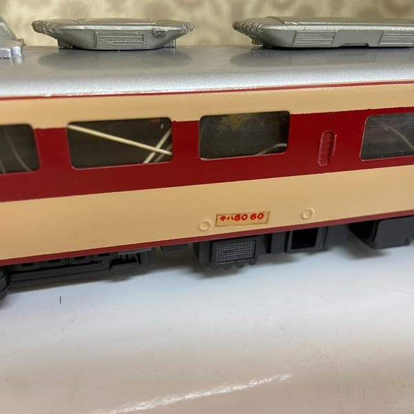 Y【ジャンク品】鉄道模型 キハ80 60 汚れ、破損・欠品あり 部品取り s