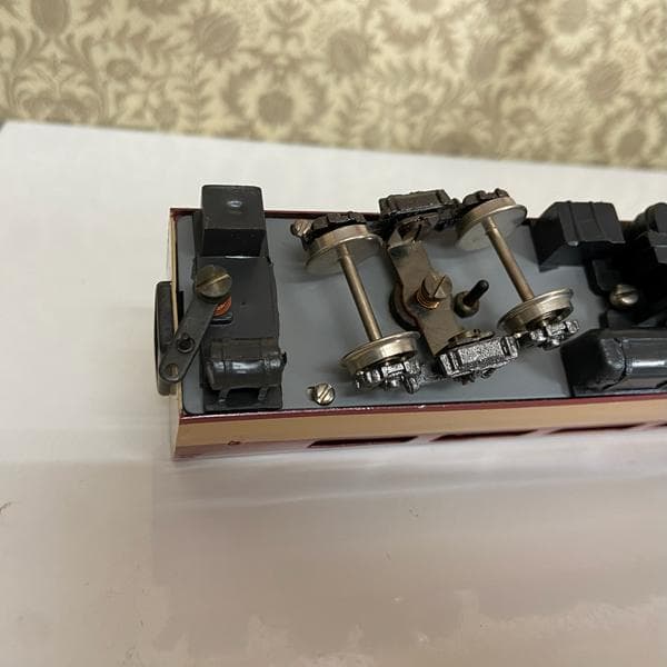 Y【ジャンク品】鉄道模型 キハ80 60 汚れ、破損・欠品あり 部品取り s