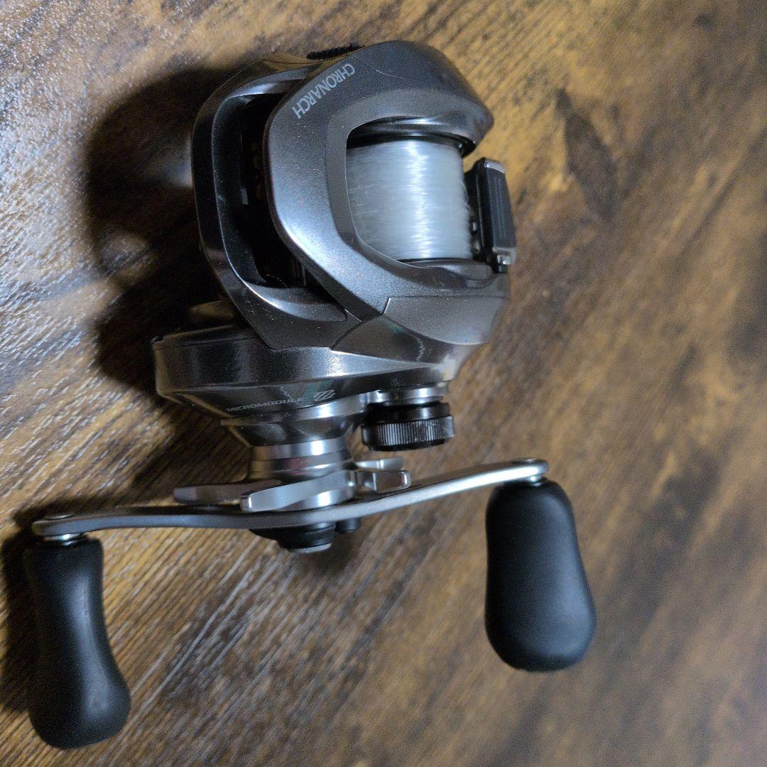 りゅう17CHRONARCH MGL151HGベイトリール