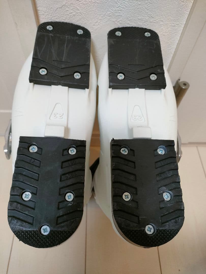 Salomon Focus W 23.5cm ホワイト　サロモン