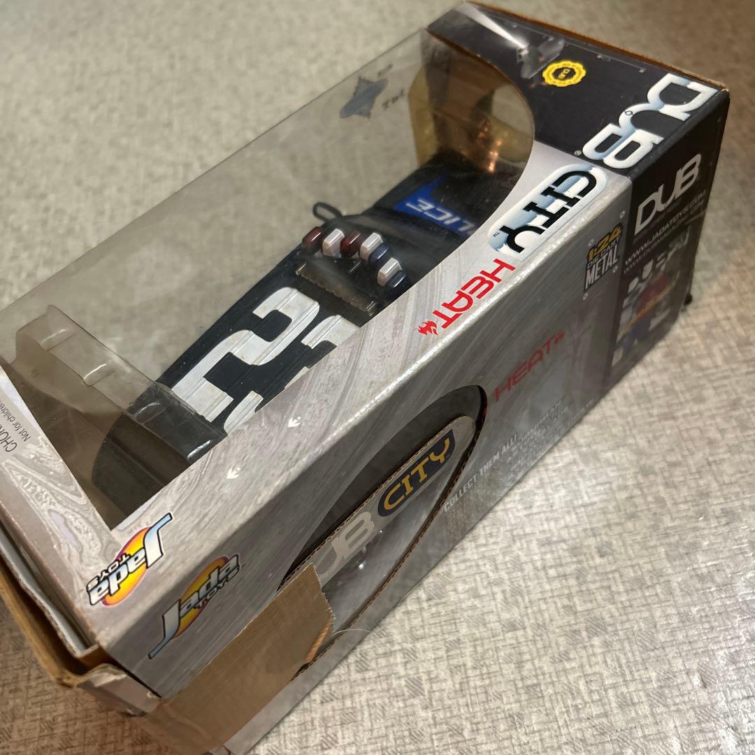 2002 CADILLAC ESCALADE 1／24