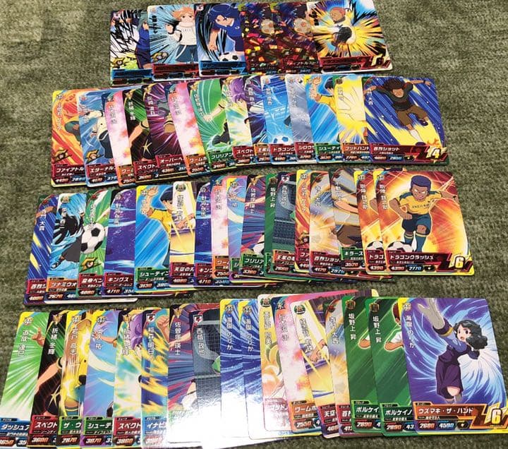 イナズマイレブンカードセット今月まで、大値下げします。