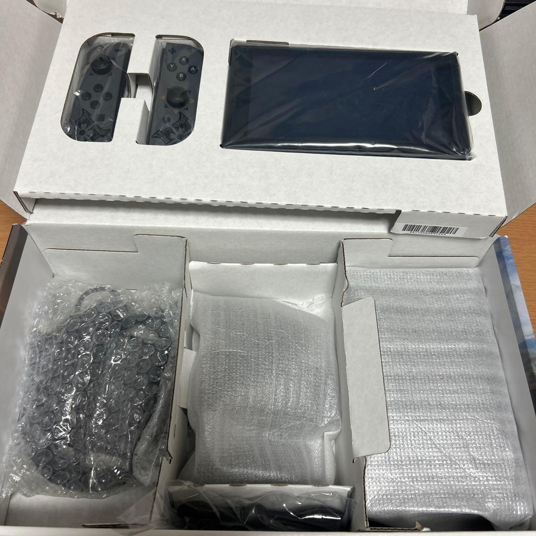 モンスターハンターSwitch本体　保護フィルム付き