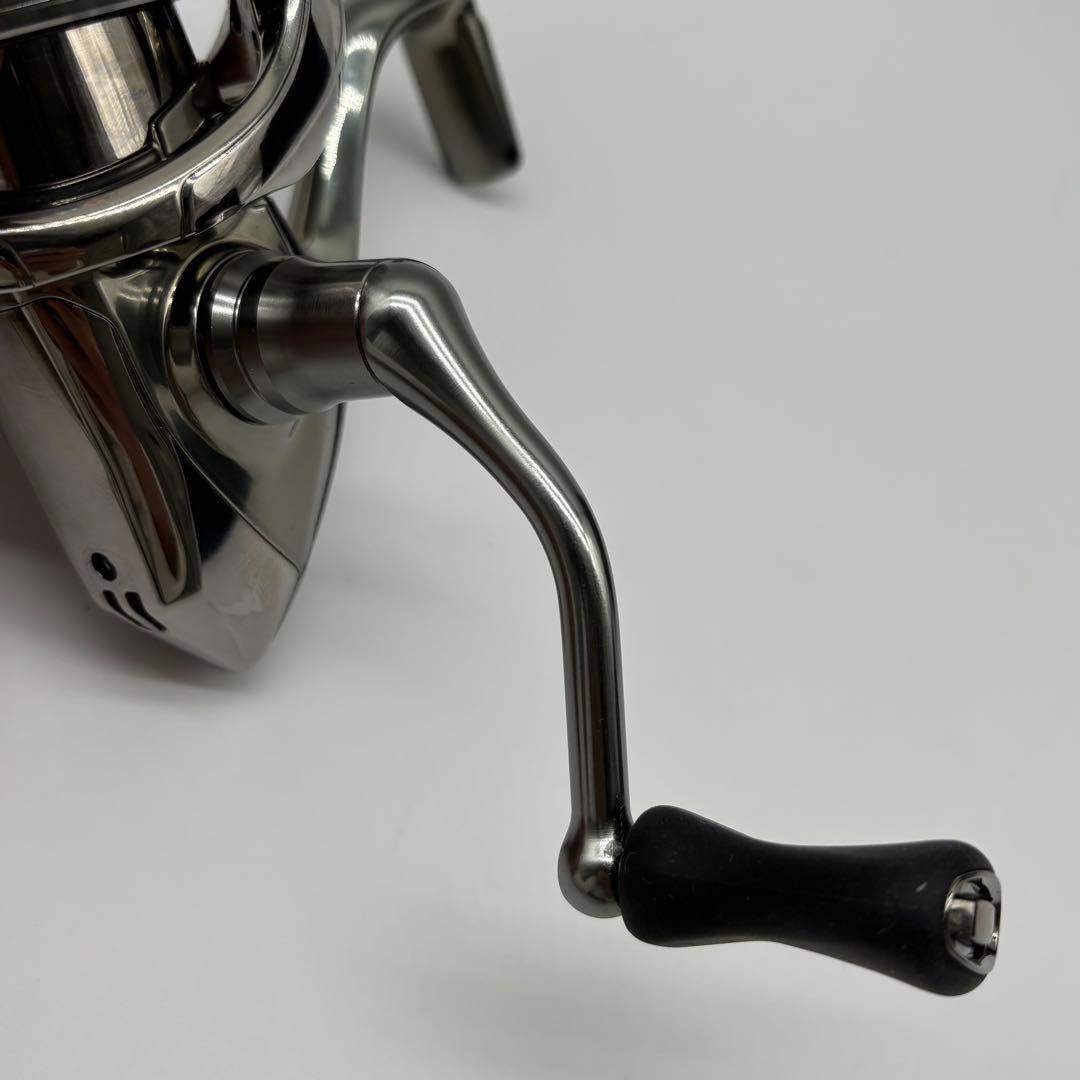 美品✨ 18 ステラ 4000MHG シマノ リール 釣具 フィッシング