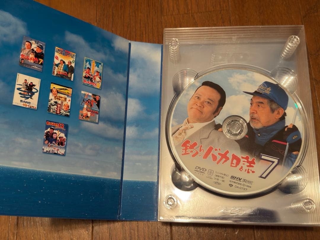 釣りバカ日誌　大漁箱　DVD box 全巻28枚　西田敏行　三國連太郎