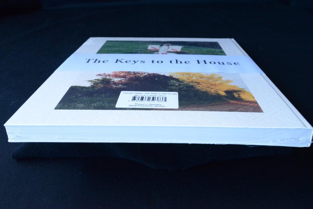 【Juergen Teller : The Keys to the House】