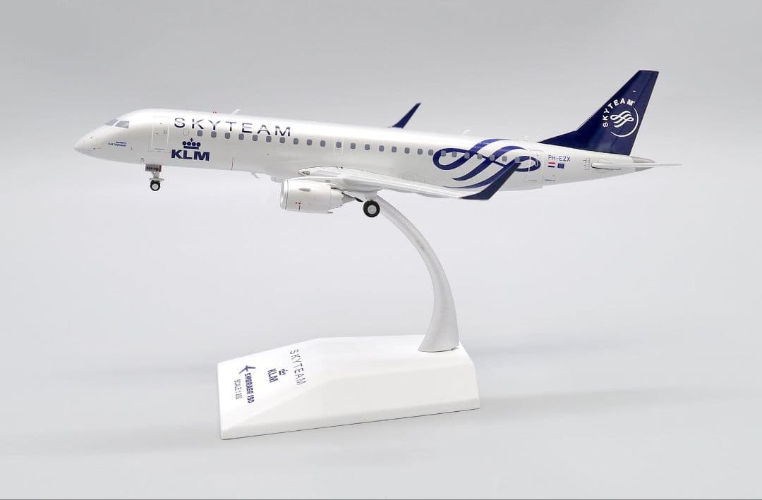 KLMオランダ航空 ERJ-190 PH-EZX 1/200
