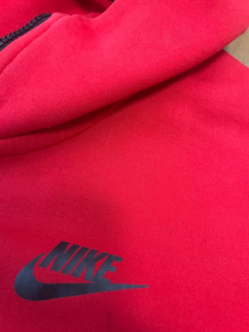 海外限定❗️Nike Tech Fleece S テックフリースレッド 上下セット