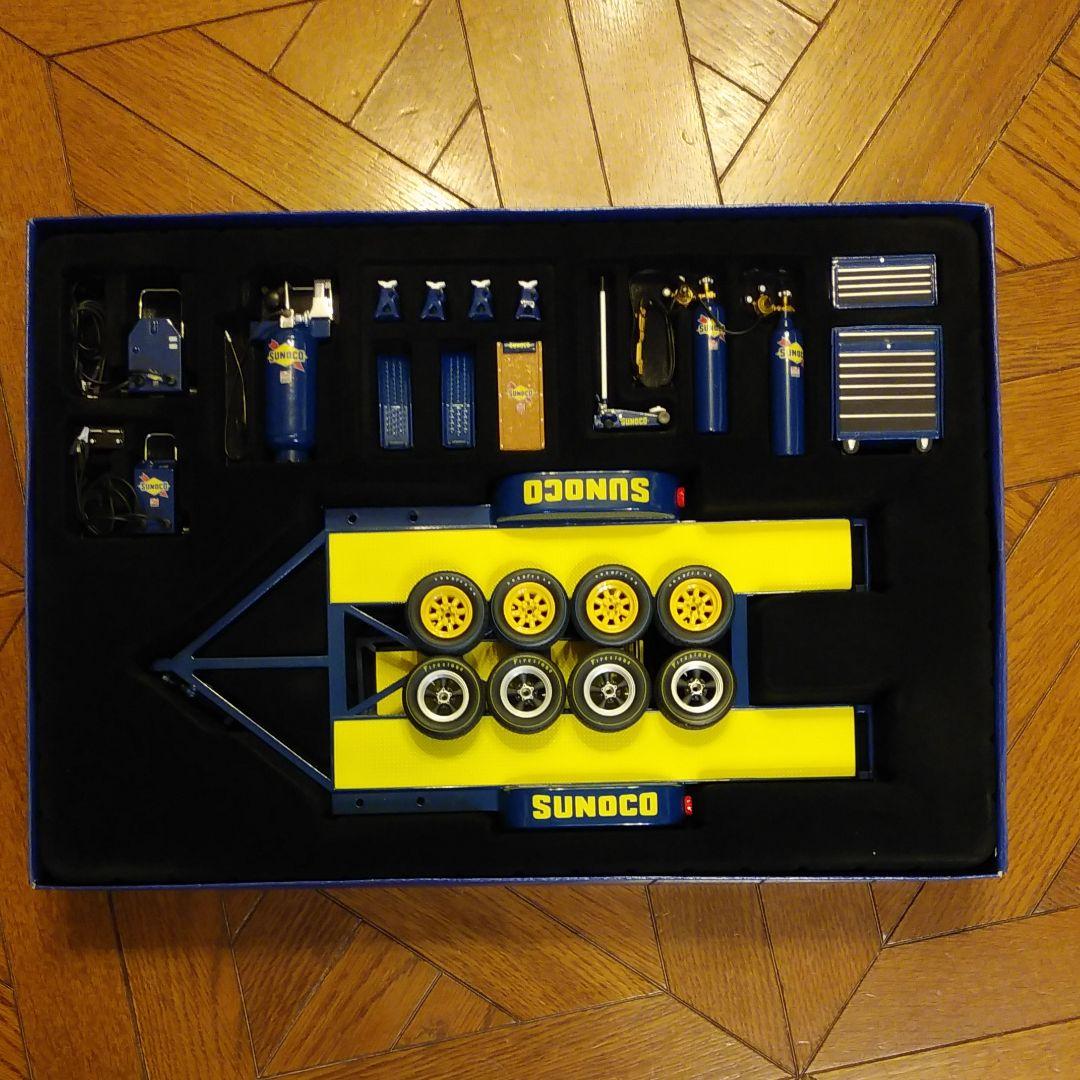 18/1ミニカー【激レアSUNOCO Trailer & Shop Set