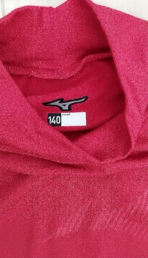 野球用ウェアセットとアクセサリー