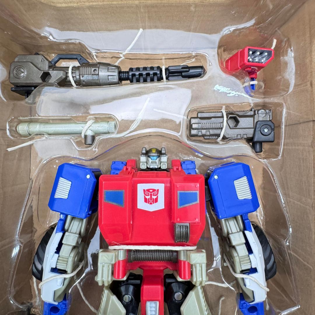 TFC-A04 オートボット ロードバスター 「トランスフォーマークラウド」