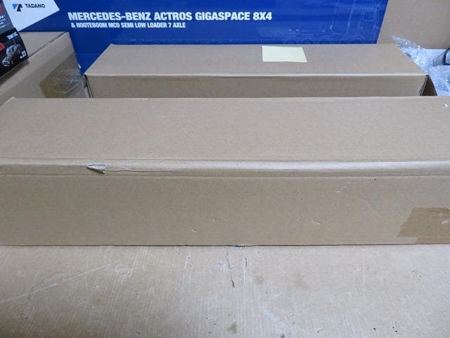 WSI 1/50 ボルボ 8x4 + 5ac Nooteboom 梱包条件有