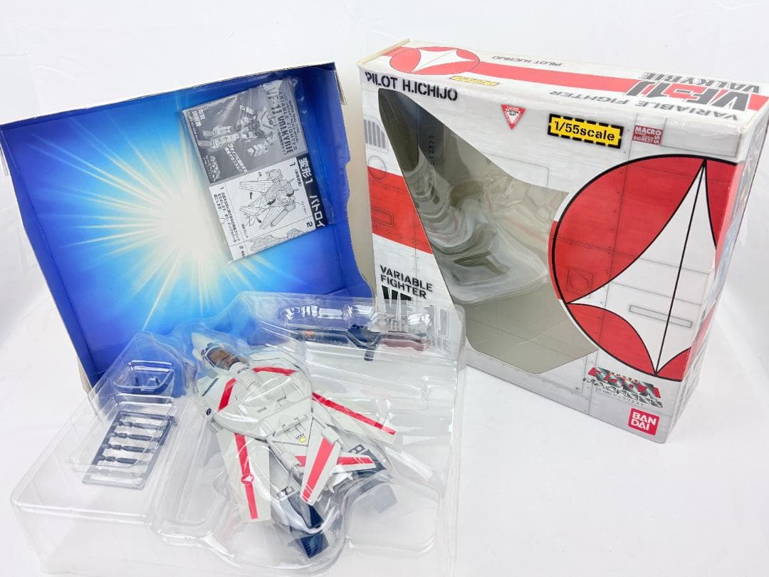 バンダイ 1/55 VF-1J バルキリー 一条輝機 マクロス 2001年版