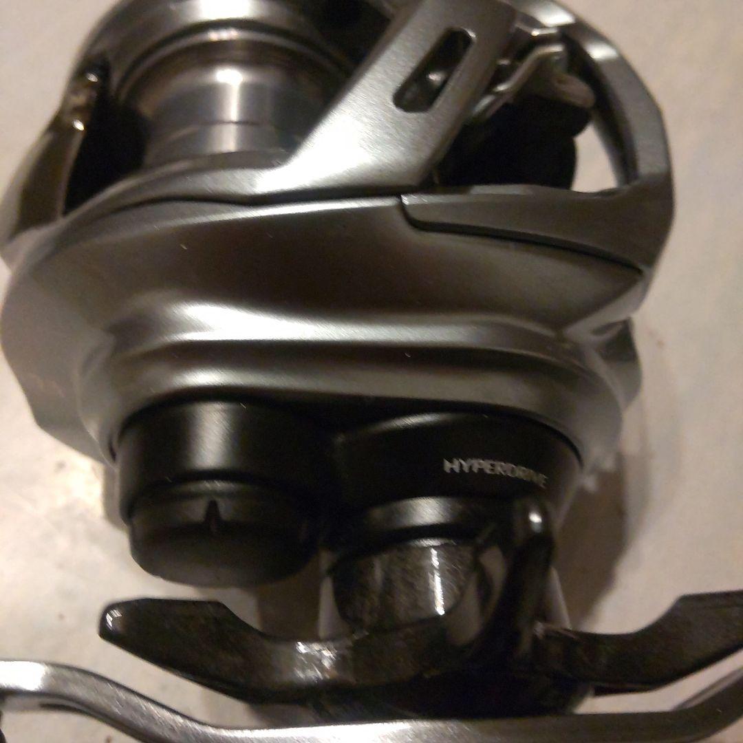 週末限定値下げ中　アルファス SV TW 800S-H ベイトリール
